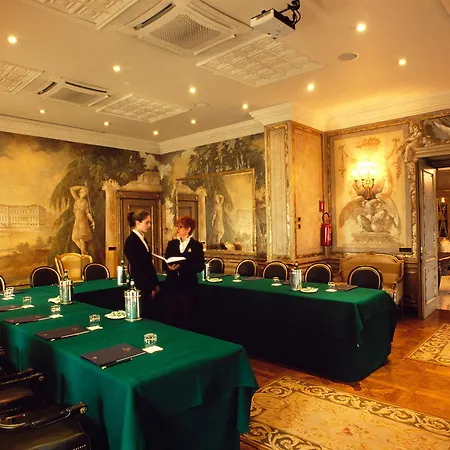 De La - Small Luxury Of The World 4* Monza
