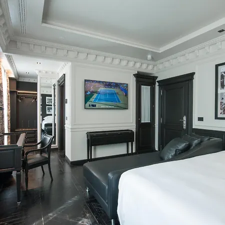 De La - Small Luxury Of The World Monza