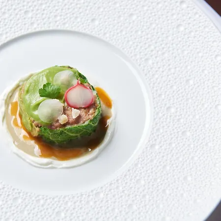 De La - Small Luxury Of The World 4*
